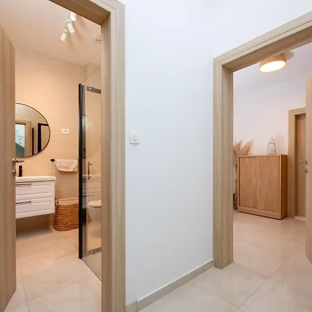 Olivetum With Heated Pool Villa *