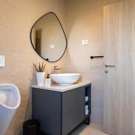 Olivetum With Heated Pool Villa