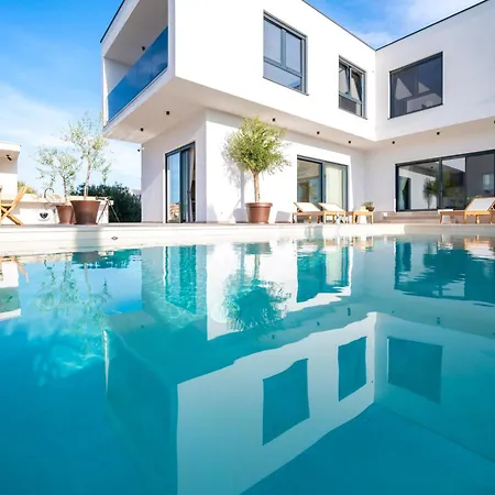 Olivetum With Heated Pool Villa Trogir